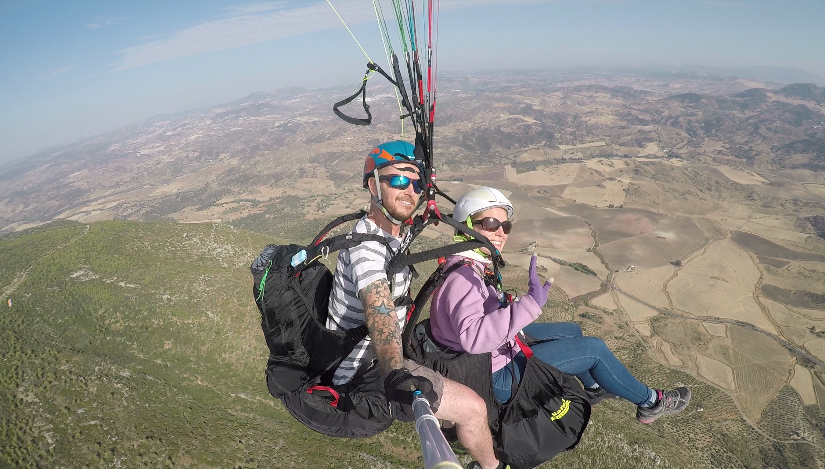 Tandem experience gift in Spain with Mile High Paragliding