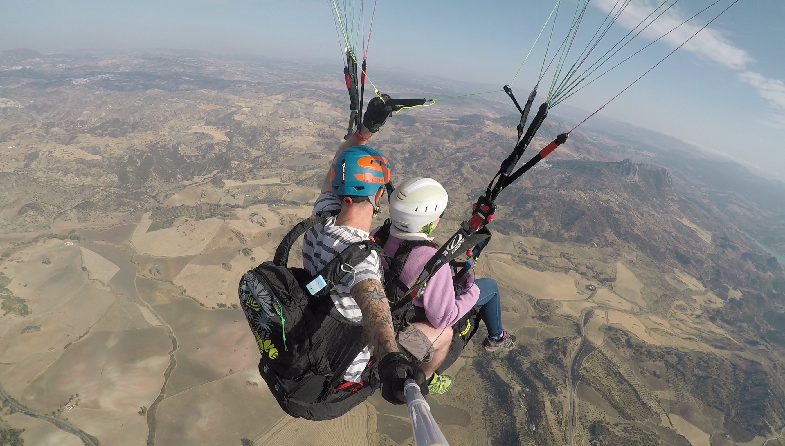 Flying cross country with Mile High Paragliding on tandem
