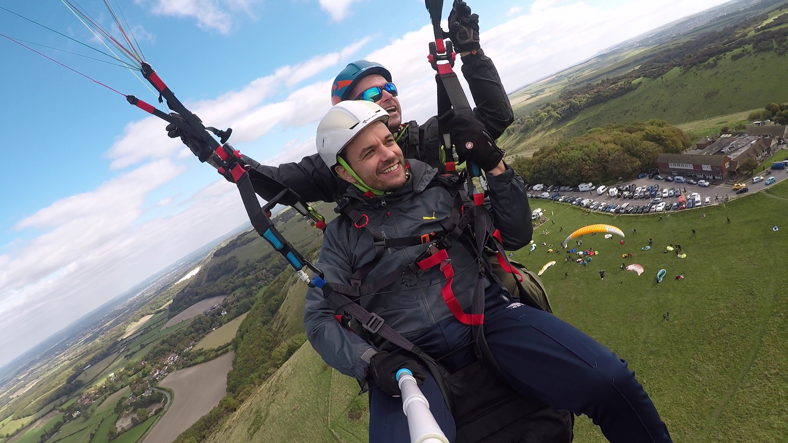 Get into country mode from the bustle of London and fly like a bird in Sussex with Mile High Paragliding