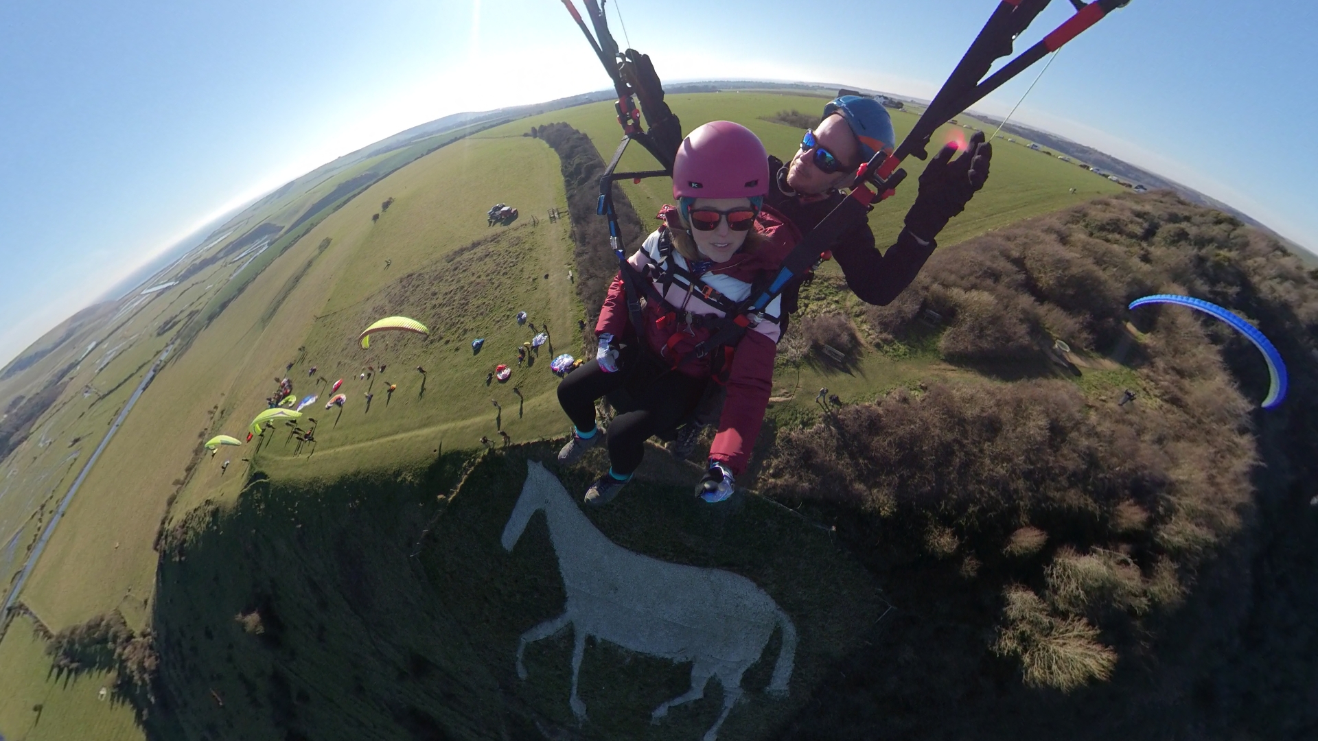 Experience a great day out of London or Brighton with Mile High Paragliding