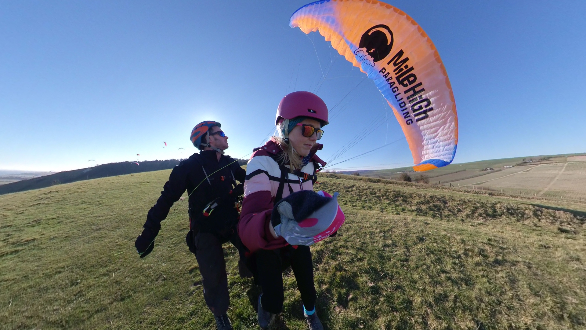 Flying in Sussex and flight experiences with Mile High Paragliding