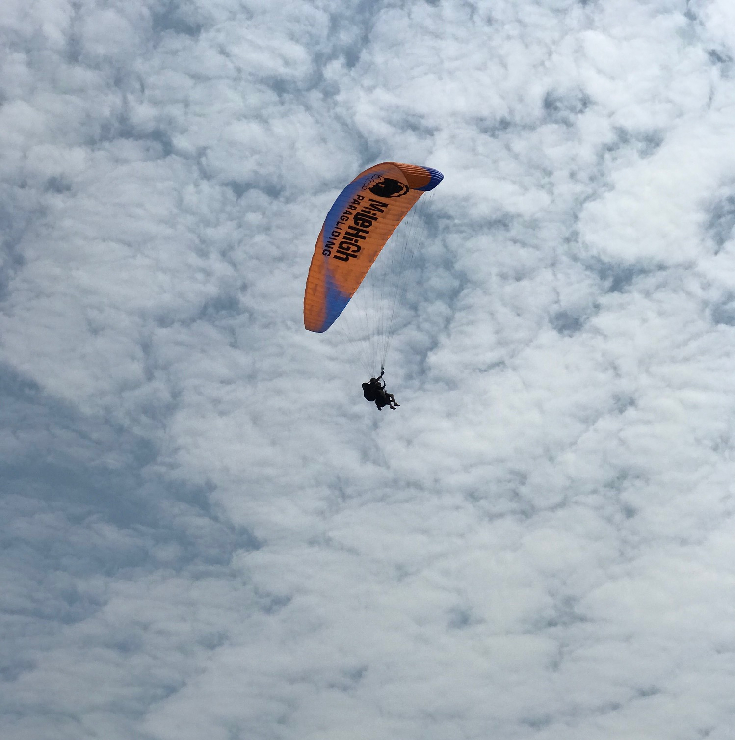 Give the gift of flight with a tandem experience with Mile High Paragliding
